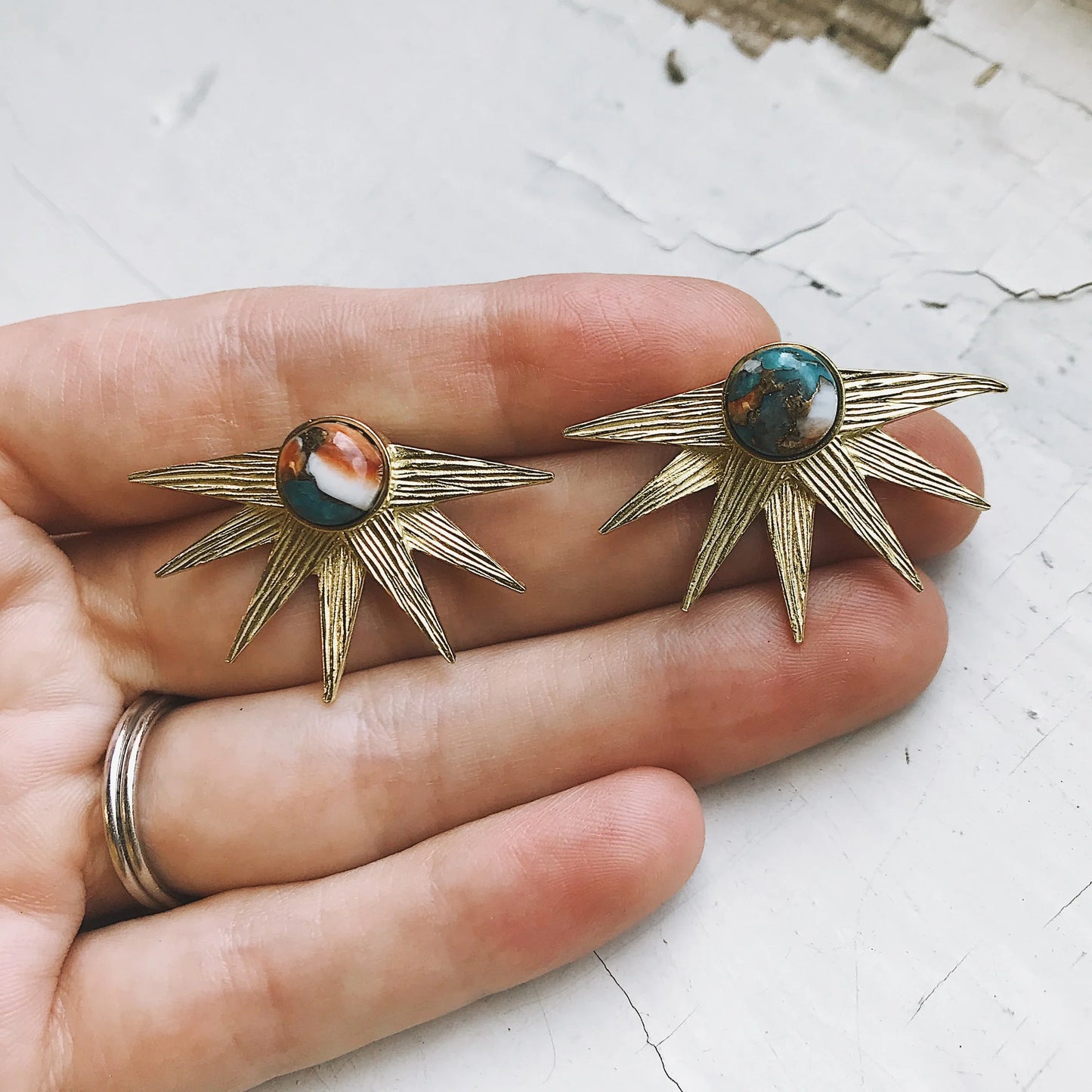 Sun Goddess Earrings with Copper Oyster Turquoise - minbolu -