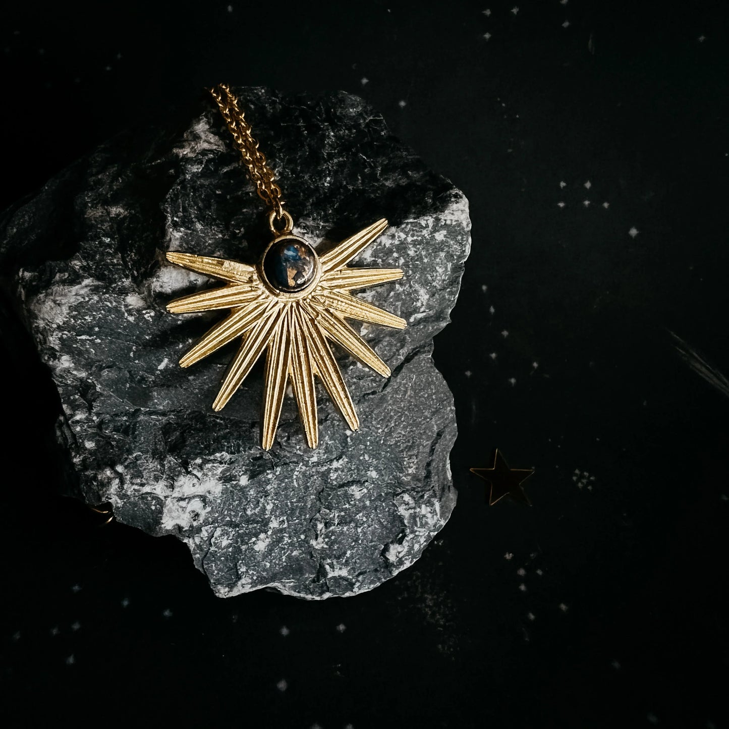 Dark Before the Dawn Sunburst Pendant Necklace with Copper Lapis Lazuli - minbolu -