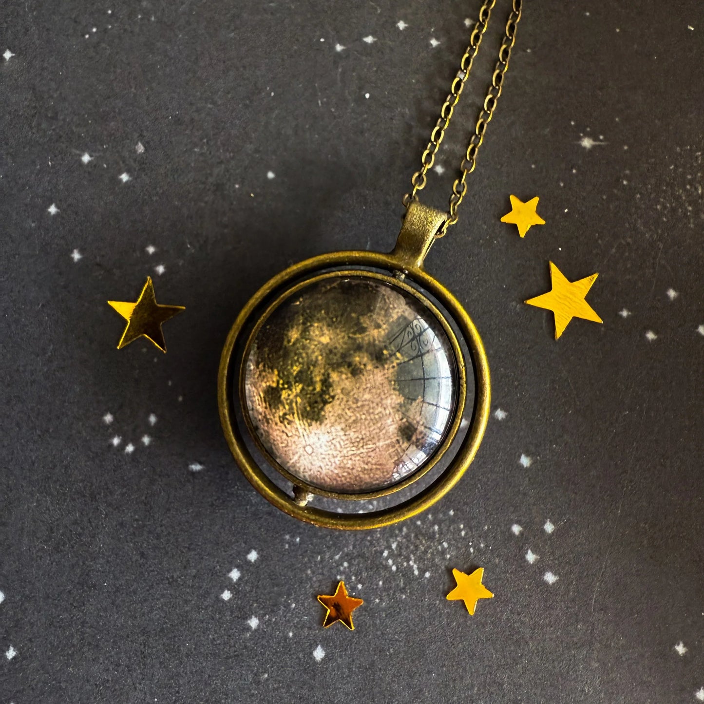 New Moon Double Sided Fidget Pendant Necklace - minbolu -
