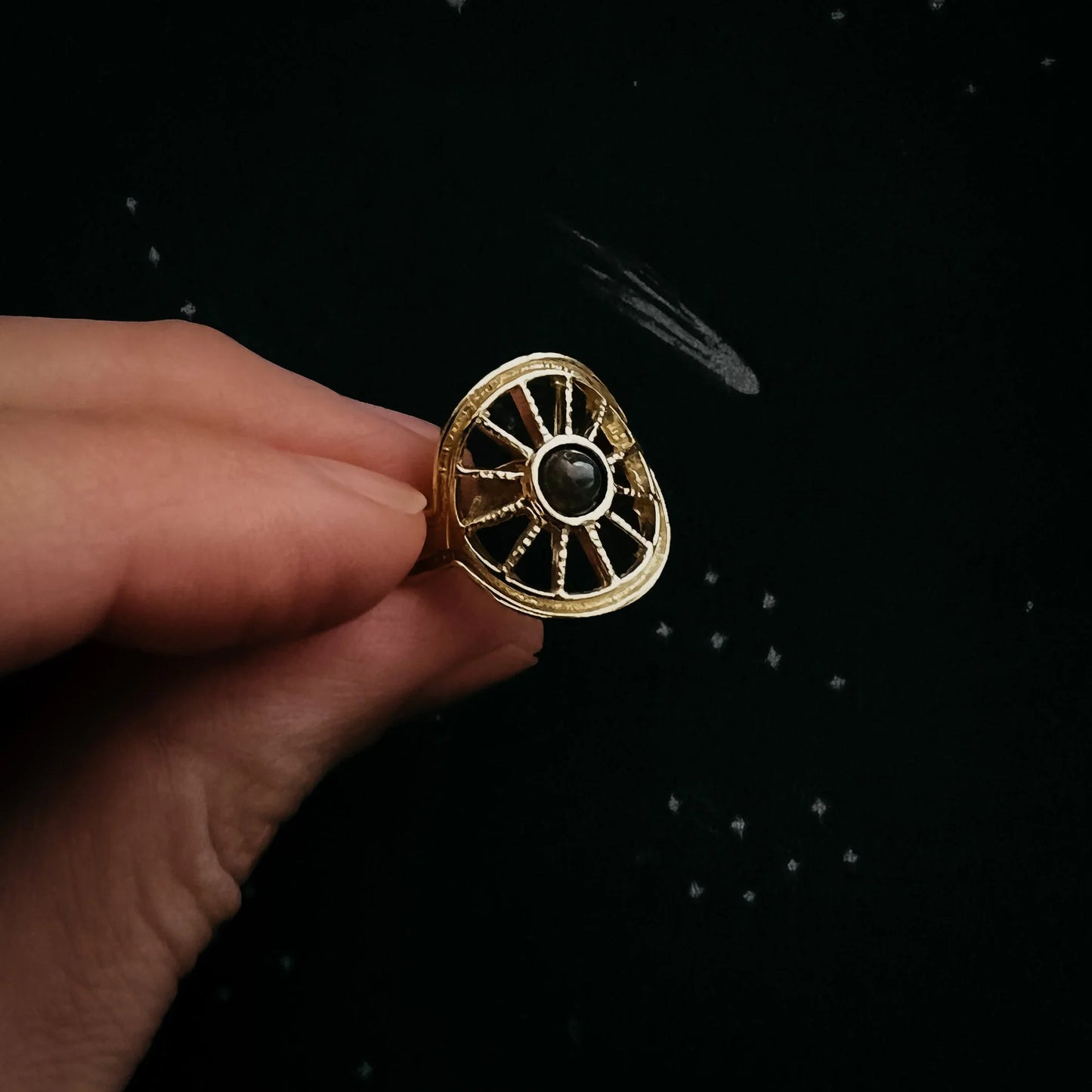 Midnight Sun Ring with Black Opal - minbolu -