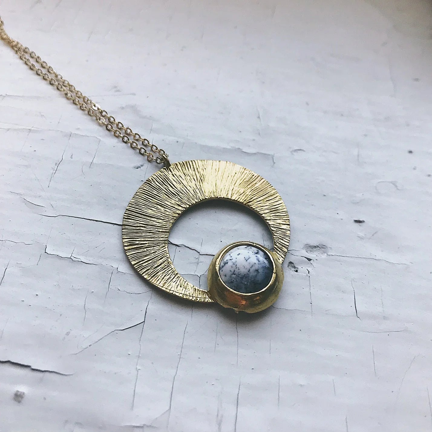 Crescent Moon Pendant with Dendritic Agate - minbolu -