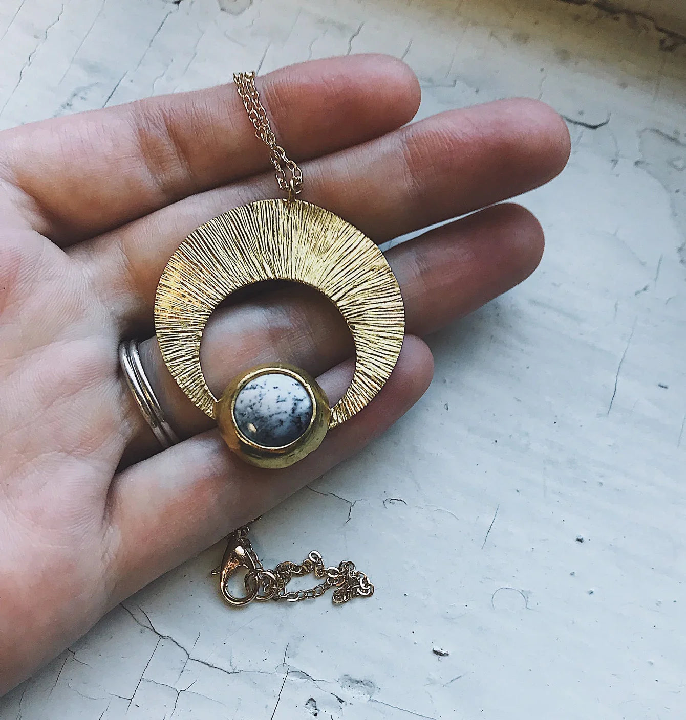 Crescent Moon Pendant with Dendritic Agate - minbolu -
