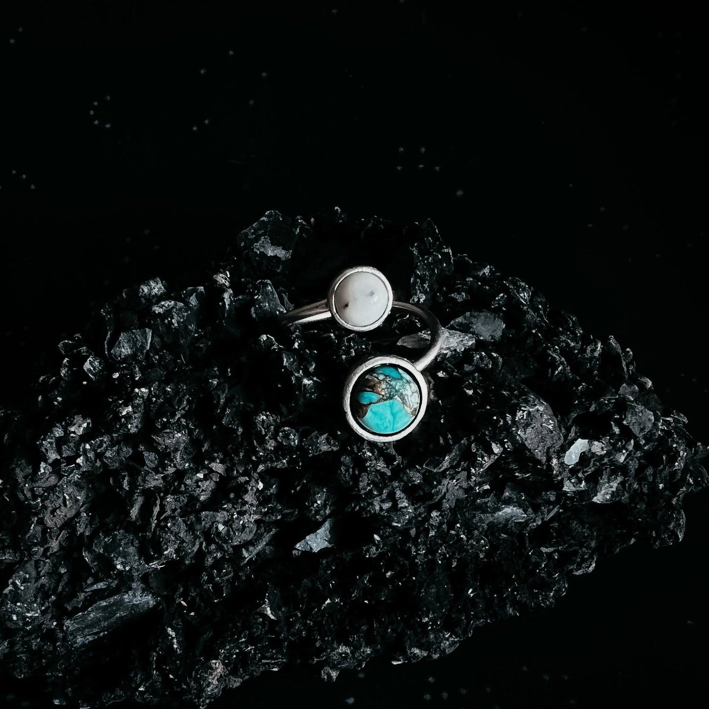 Earth and Moon Bypass Ring with Natural Stones - minbolu
