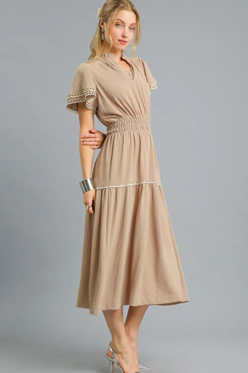 Umgee Tiered Flutter Sleeve Midi Dress - minbolu -