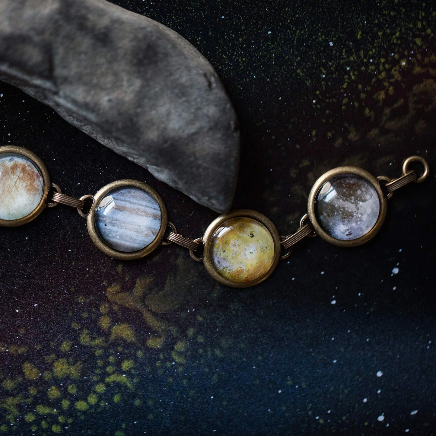 Galilean Moon Bracelet - Jupiter's Moons - minbolu -