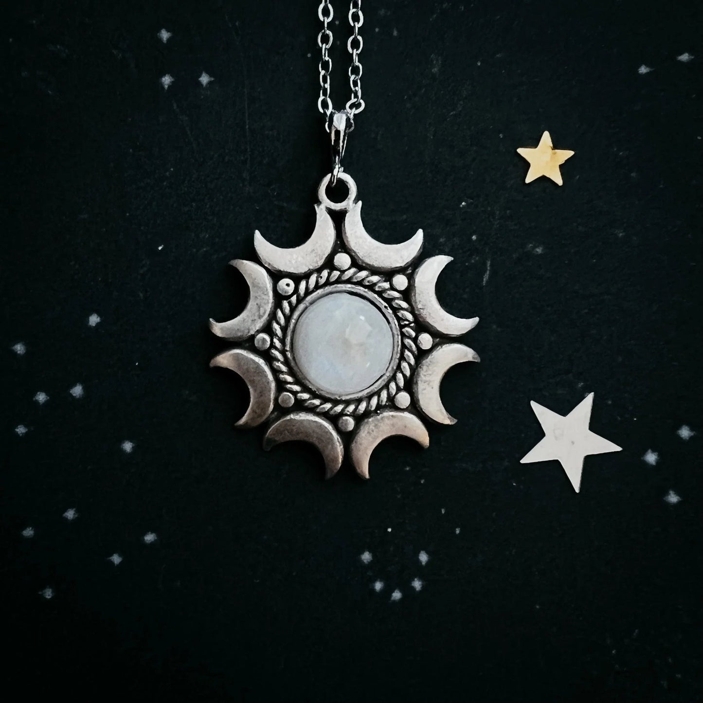Lunar Witch Necklace - Rainbow Moonstone Pendant - minbolu