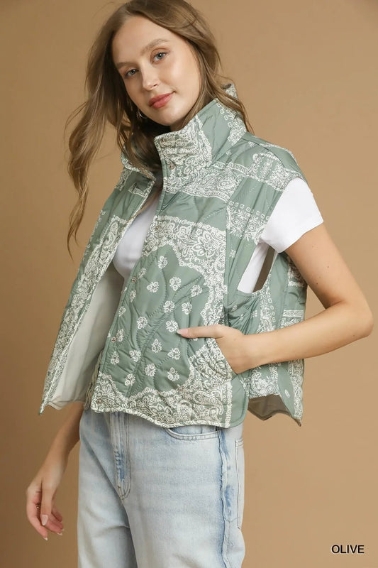 Umgee Bandana Print Quilted Puffer Vest - minbolu -