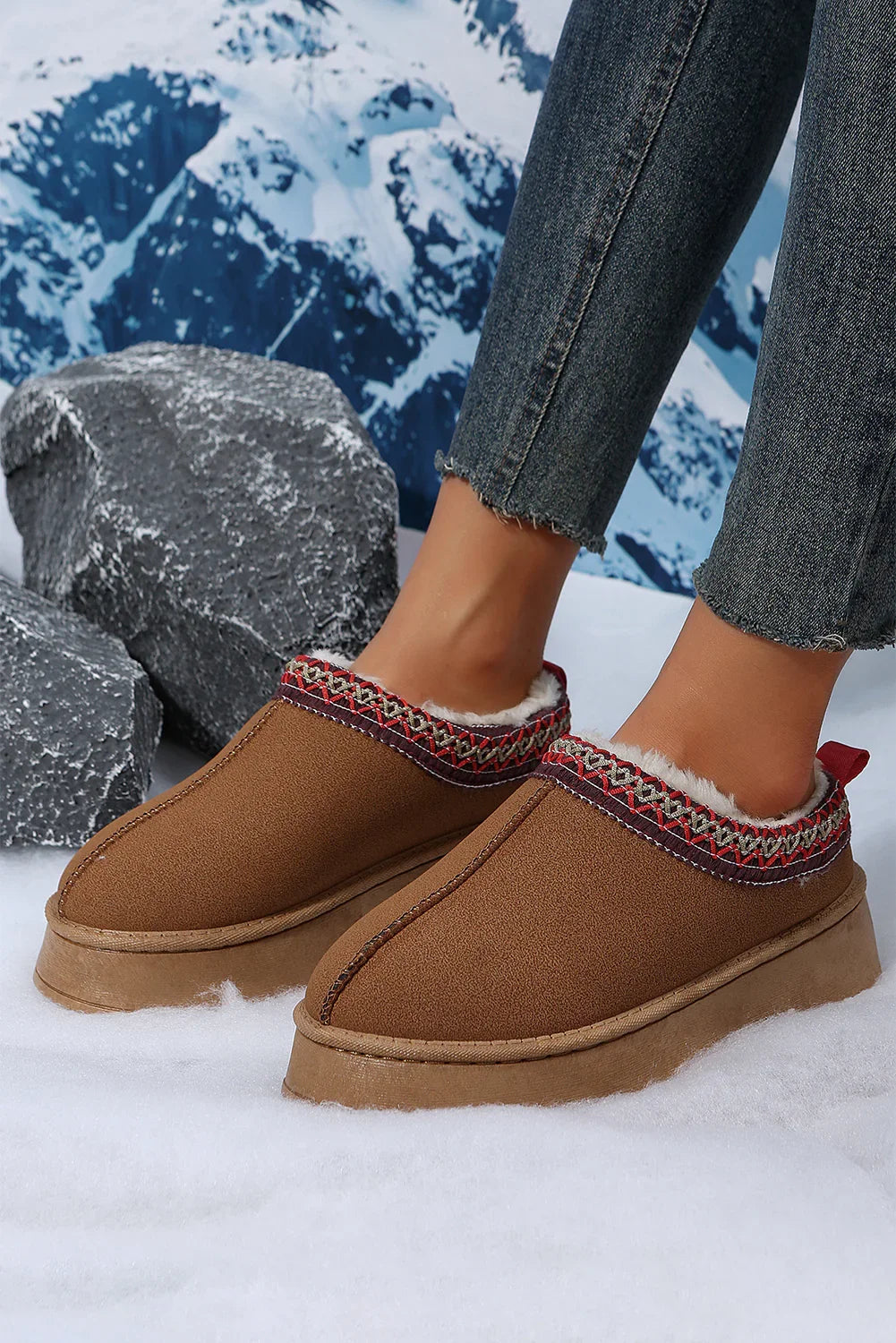 Chestnut Suede Contrast Print Round Toe Plush Lined Flats - minbolu -