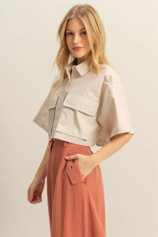 Cropped Women's Shirt - HYFVE Poplin Collar with Pockets - minbolu -