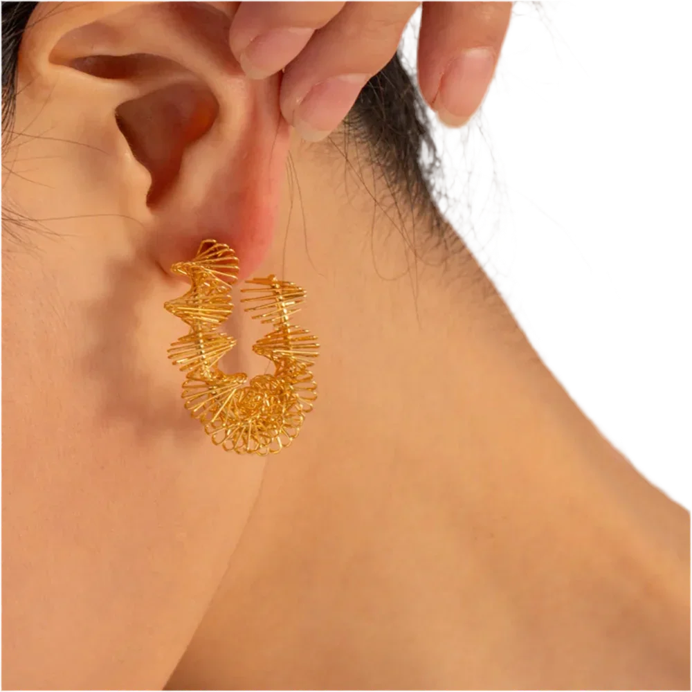 18K Gold-Plated C-Hoop Earrings - minbolu -