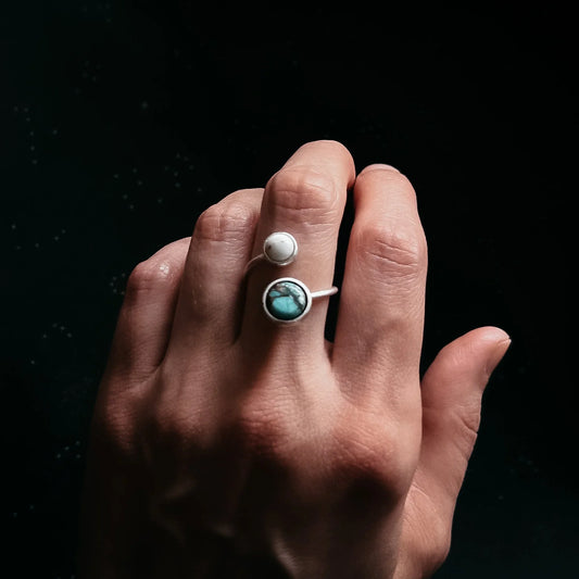 Earth and Moon Bypass Ring with Natural Stones - minbolu -