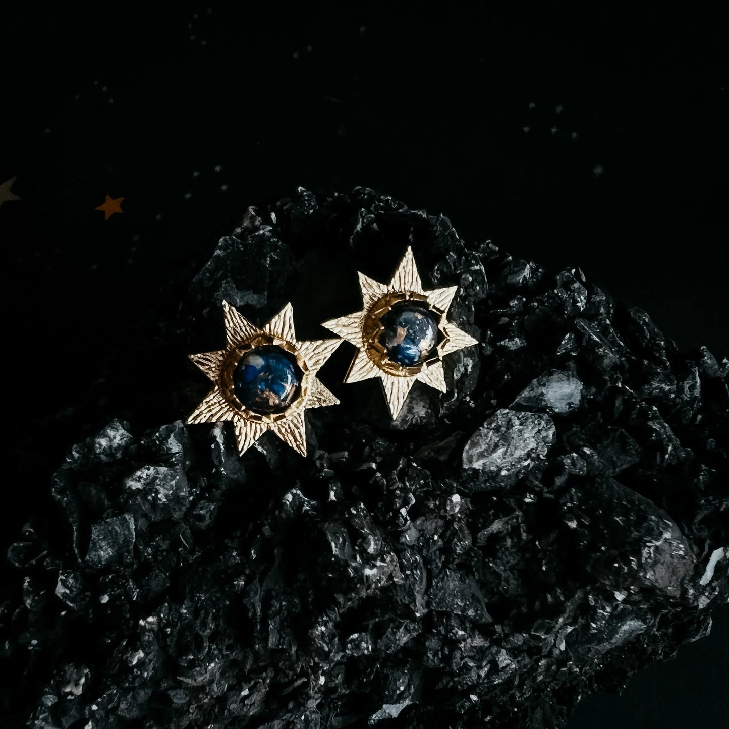 Dark Before the Dawn Sunburst Stud Earrings with Copper Lapis Lazuli - minbolu -