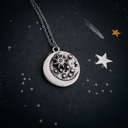North Star Pendant Necklace with Opal - minbolu -