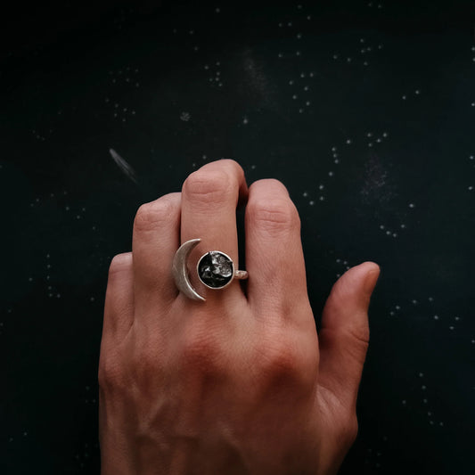 Crescent Moon Wrap Ring with Authentic Meteorite - minbolu -