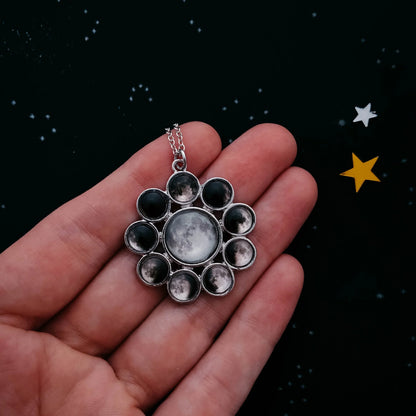 Moon Phase Halo Pendant - minbolu -