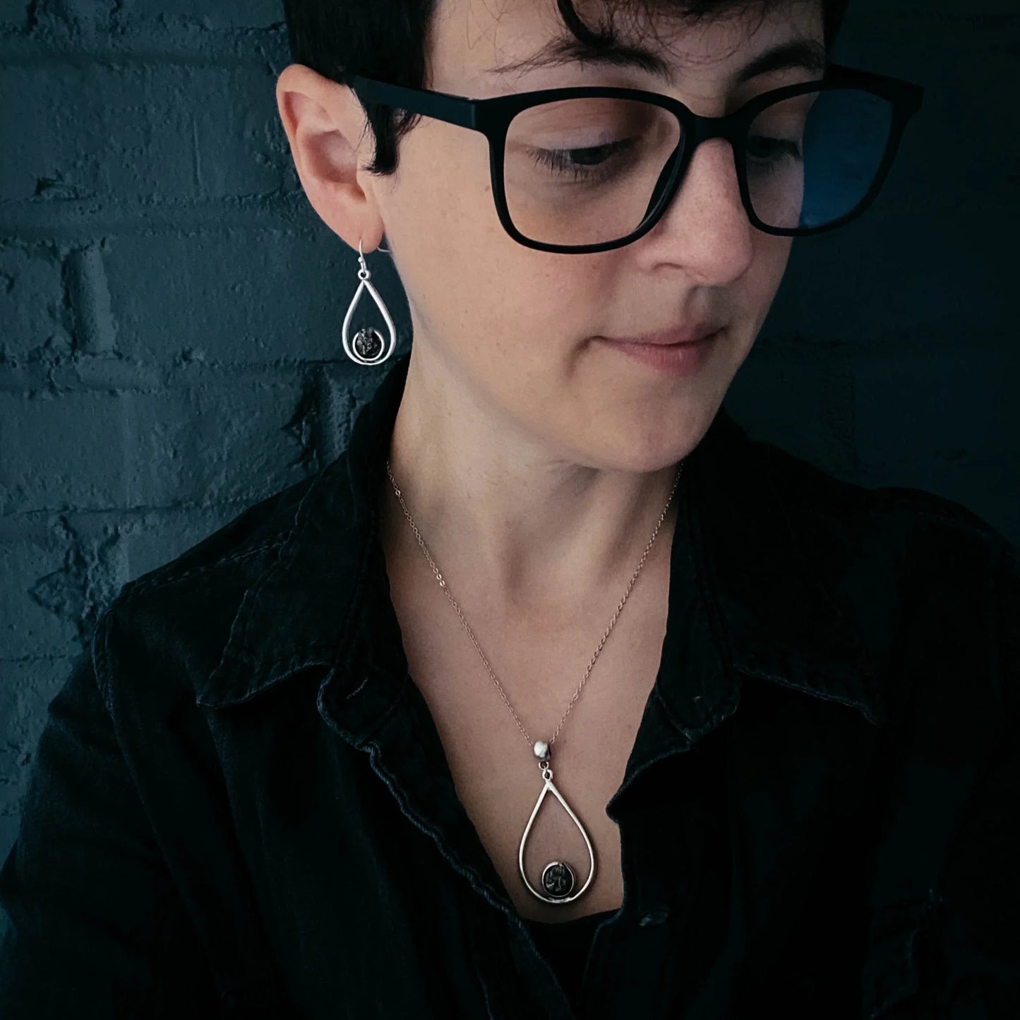Teardrop Necklace with Authentic Raw Meteorite - minbolu -