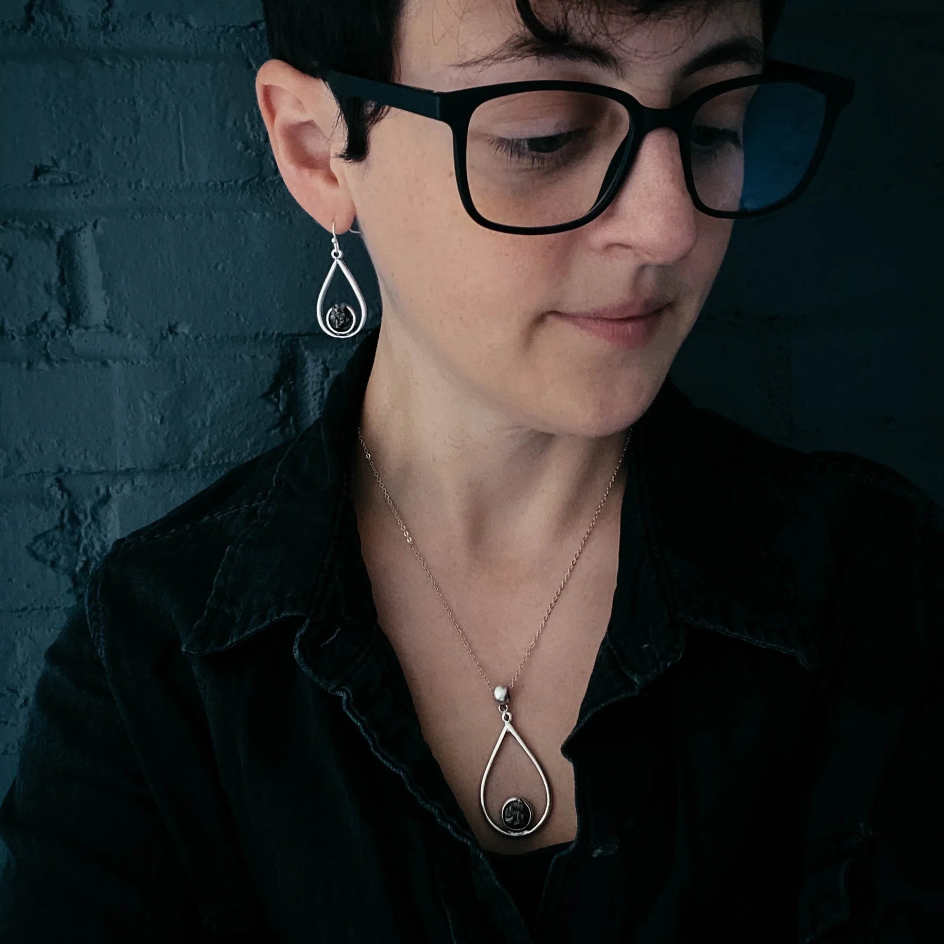Teardrop Necklace with Authentic Raw Meteorite - minbolu -