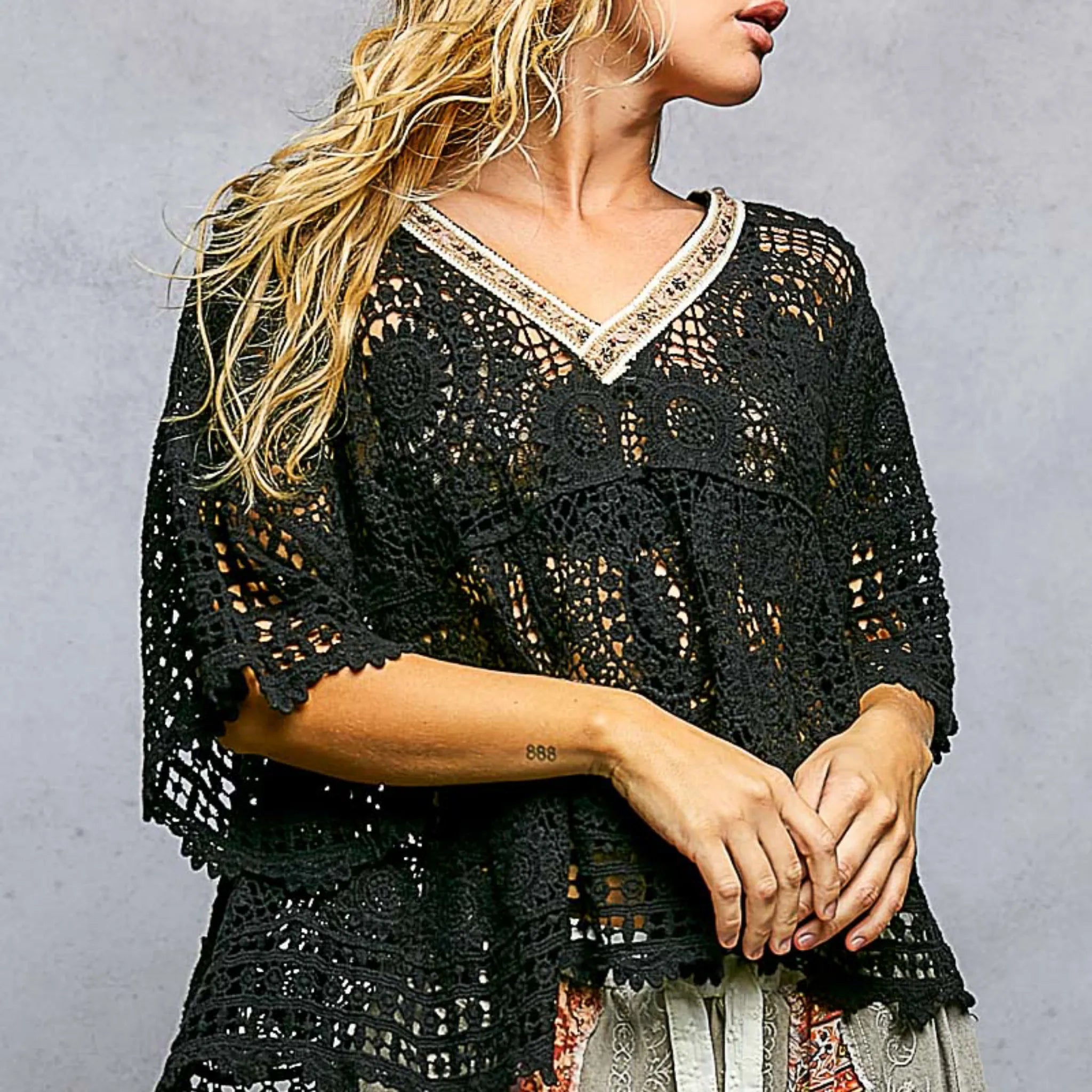 POL V-Neck Crochet Top with Scalloped Hem