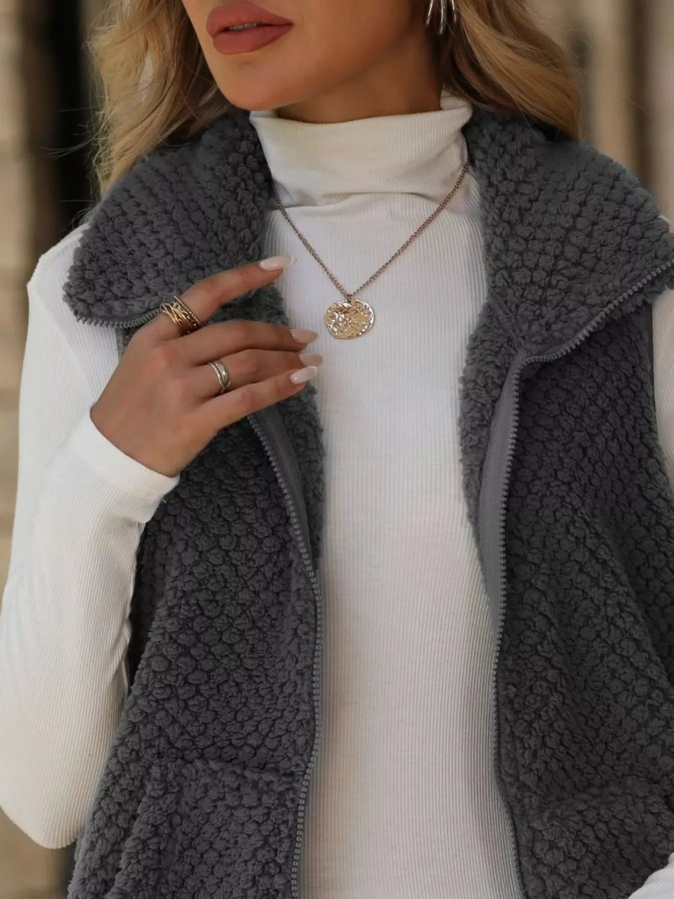 Boho Vest - Women's Zip-Up Sleeveless Coat with Pockets - minbolu -