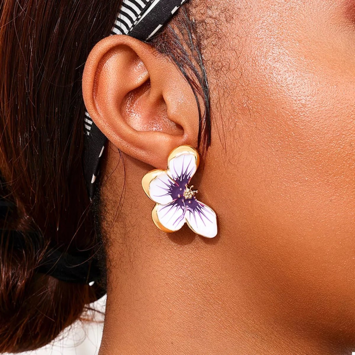 Butterfly Stud Earrings - minbolu -