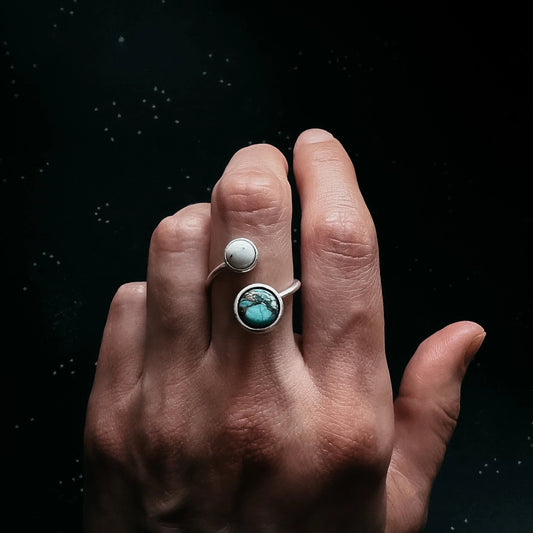 Earth and Moon Bypass Ring with Natural Stones - minbolu -