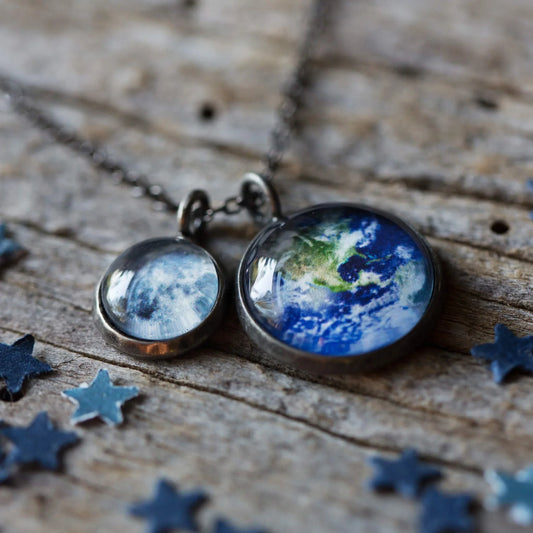 Earth and Moon Layered Space Necklace - minbolu -