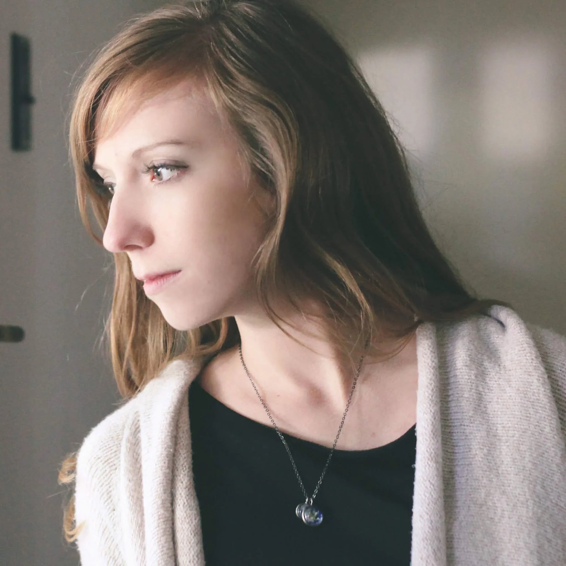 Earth and Moon Layered Space Necklace - minbolu -