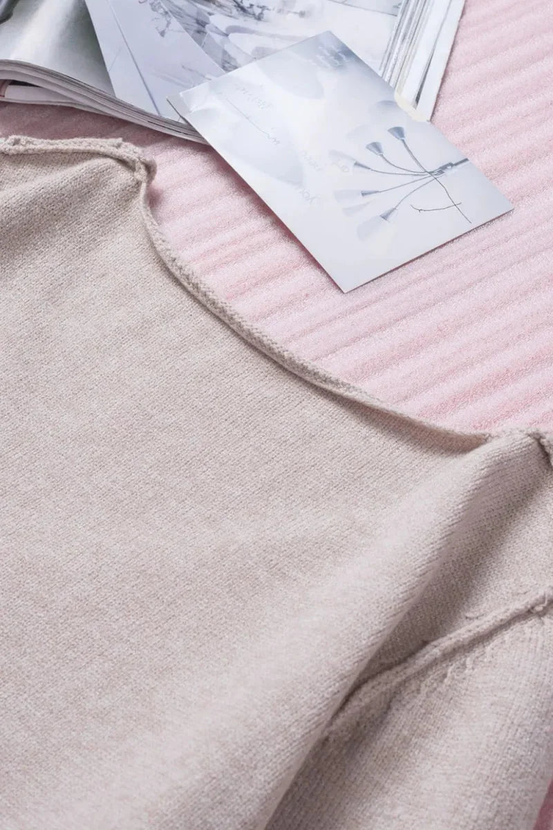 Exposed Seam Fringe Hem V-Neck Long Sleeve Sweater - minbolu -