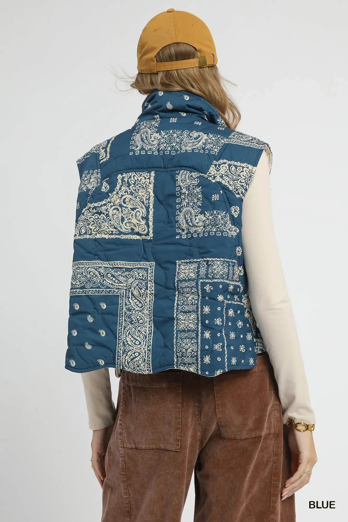 Umgee Bandana Print Quilted Puffer Vest - minbolu -