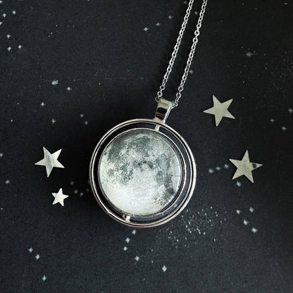 Full Moon Double Sided Fidget Pendant Necklace - minbolu