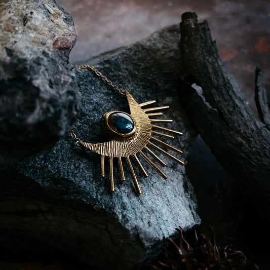 Sun Goddess Necklace - Sun Pendant with Copper Oyster Turquoise - minbolu -