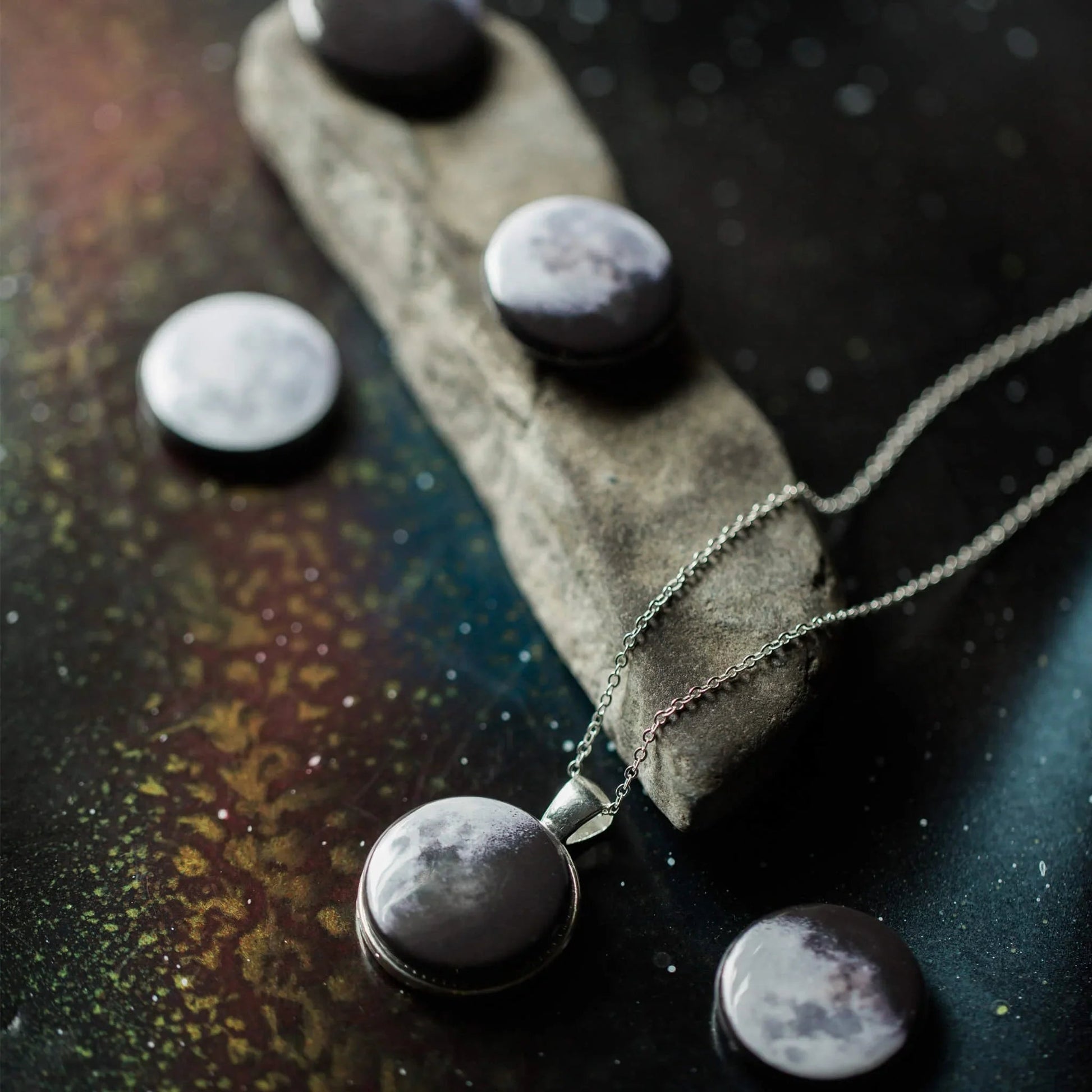 Interchangeable Moon Phase Necklace - minbolu