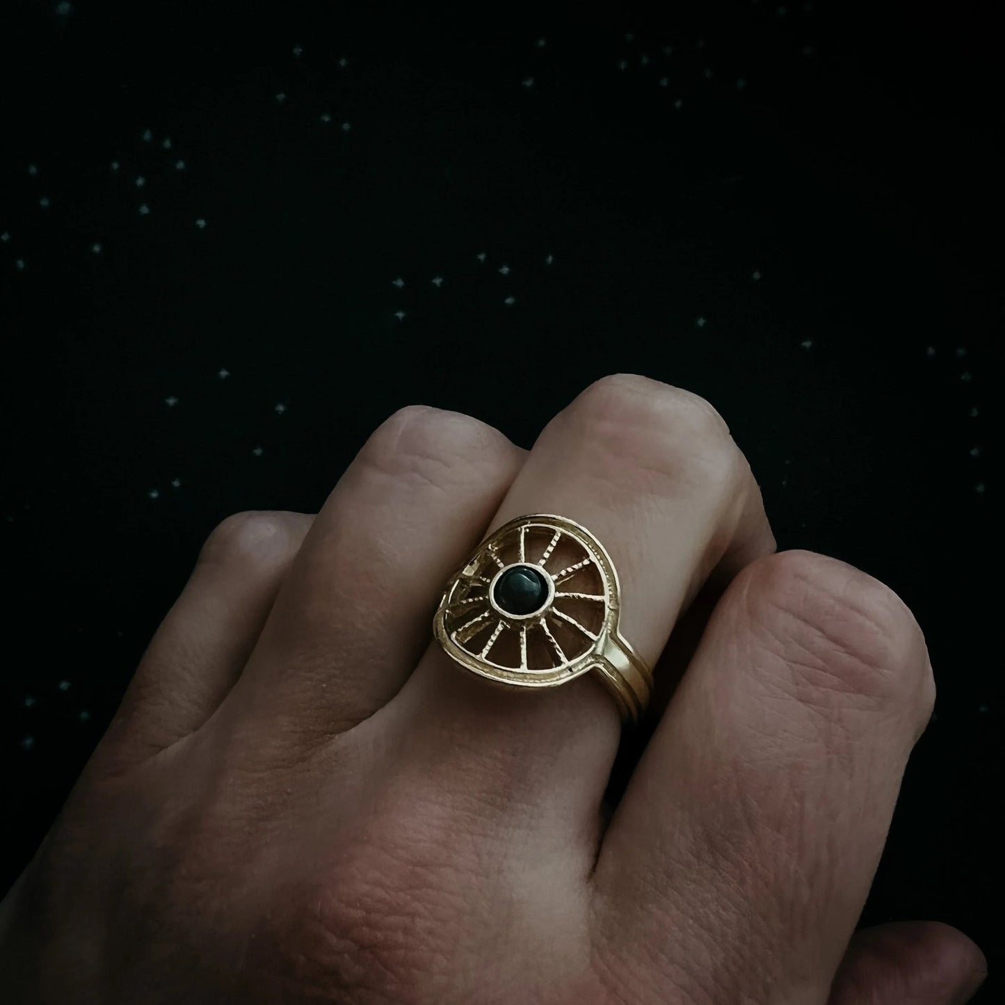 Midnight Sun Ring with Black Opal - minbolu