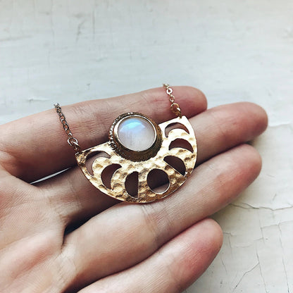 Moon Goddess Necklace - Moon Phases Rainbow Moonstone Pendant - minbolu