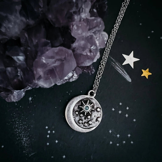 North Star Pendant Necklace with Opal - minbolu -