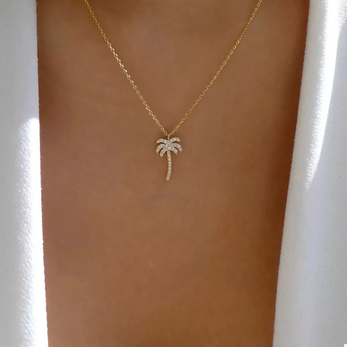 Palm Tree Pendant Necklace - Gold & Silver Plated Women's Jewelry - minbolu -