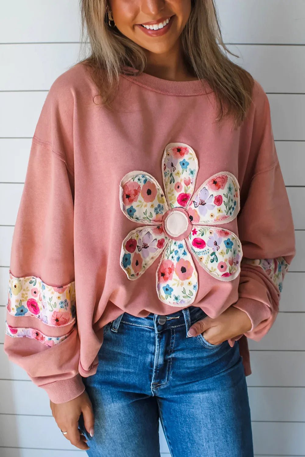 Peach Blossom Flower Applique Patchwork Drop Sleeve Pullover Sweatshirt - minbolu -
