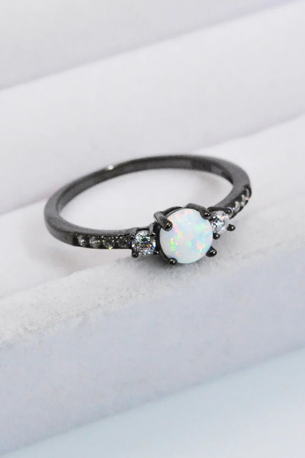 Round Opal Sterling Silver Ring - Stylish Minimalist Design - minbolu
