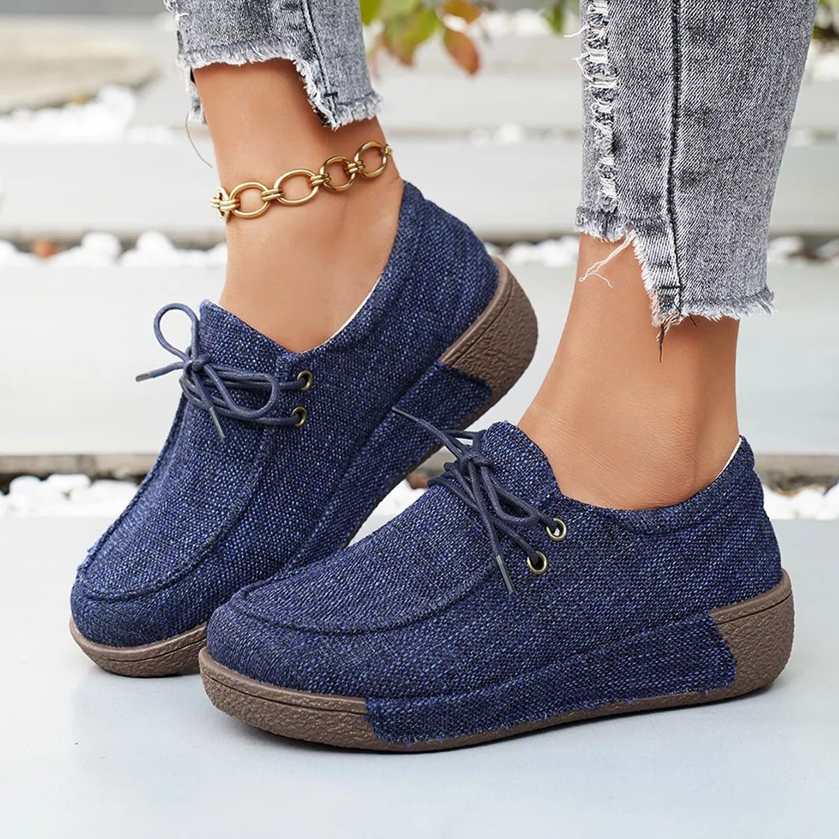 Round Toe Lace-Up Sneakers - minbolu -