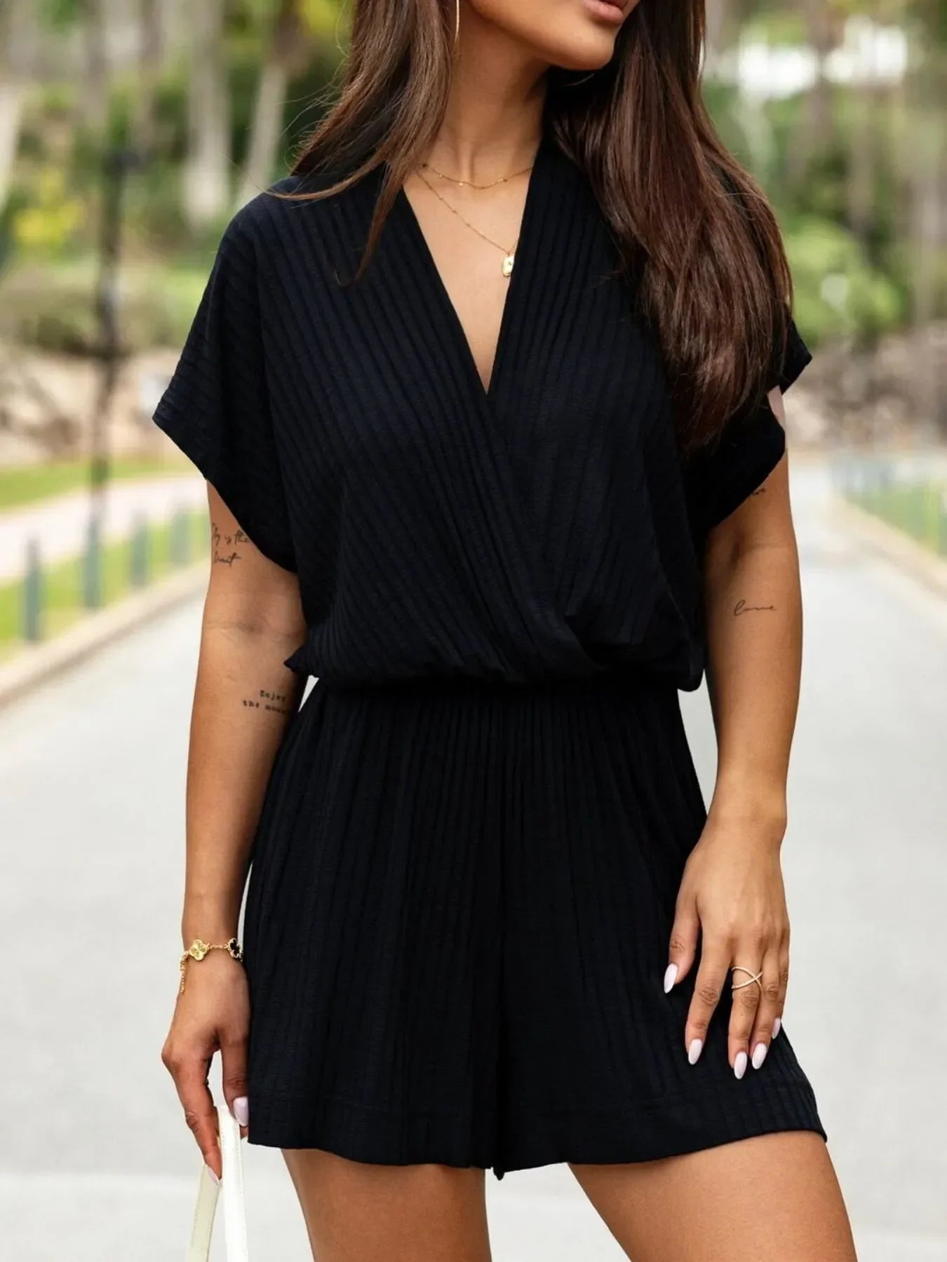 Surplice Short Sleeve Romper - minbolu -