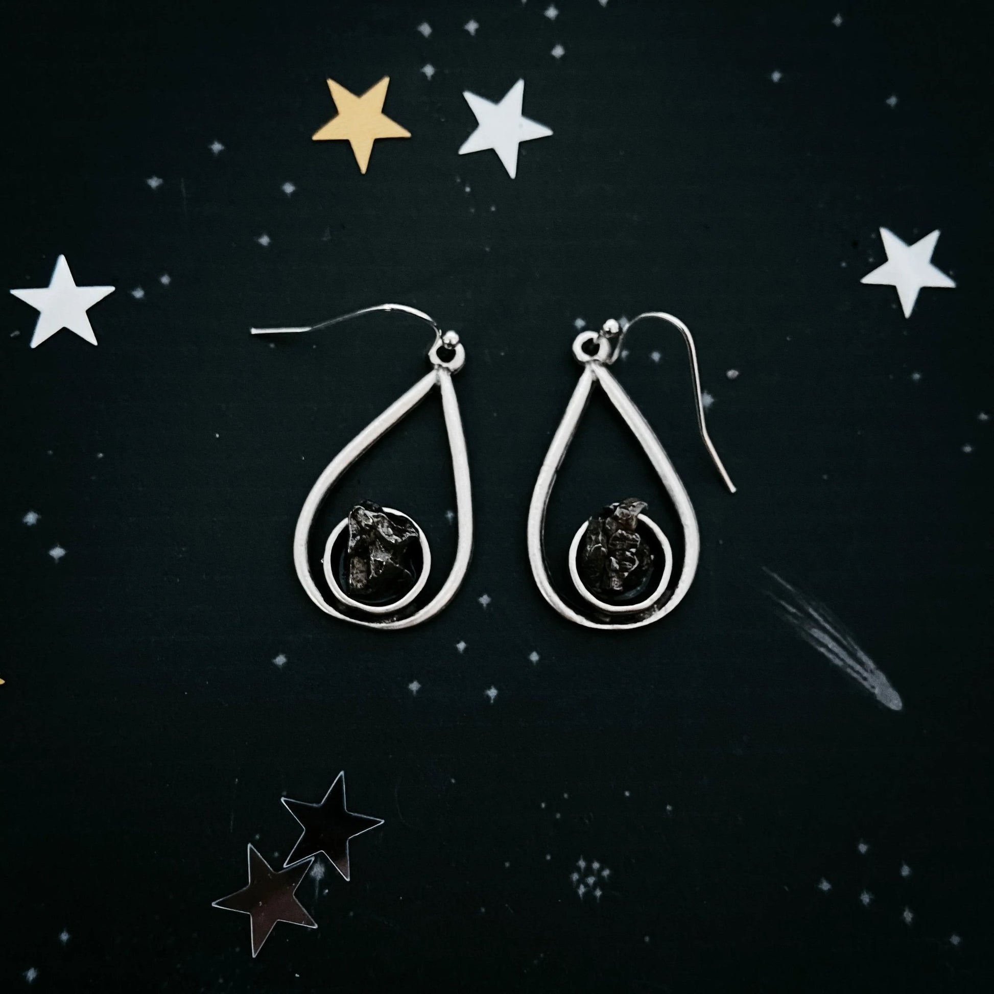 Teardrop Earrings with Raw Meteorite - minbolu