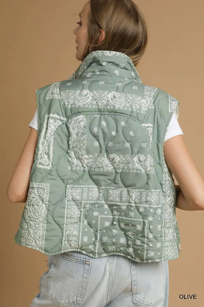 Umgee Bandana Print Quilted Puffer Vest - minbolu -